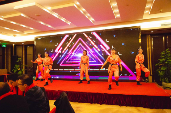 硅動(dòng)力舉辦“開放創(chuàng)新，高質(zhì)量發(fā)展”2019年年會(huì)(圖2)